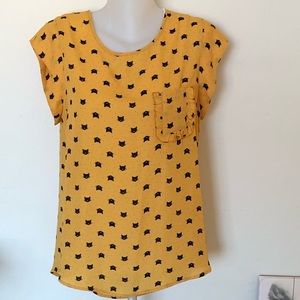 Women’s short sleeve Top
